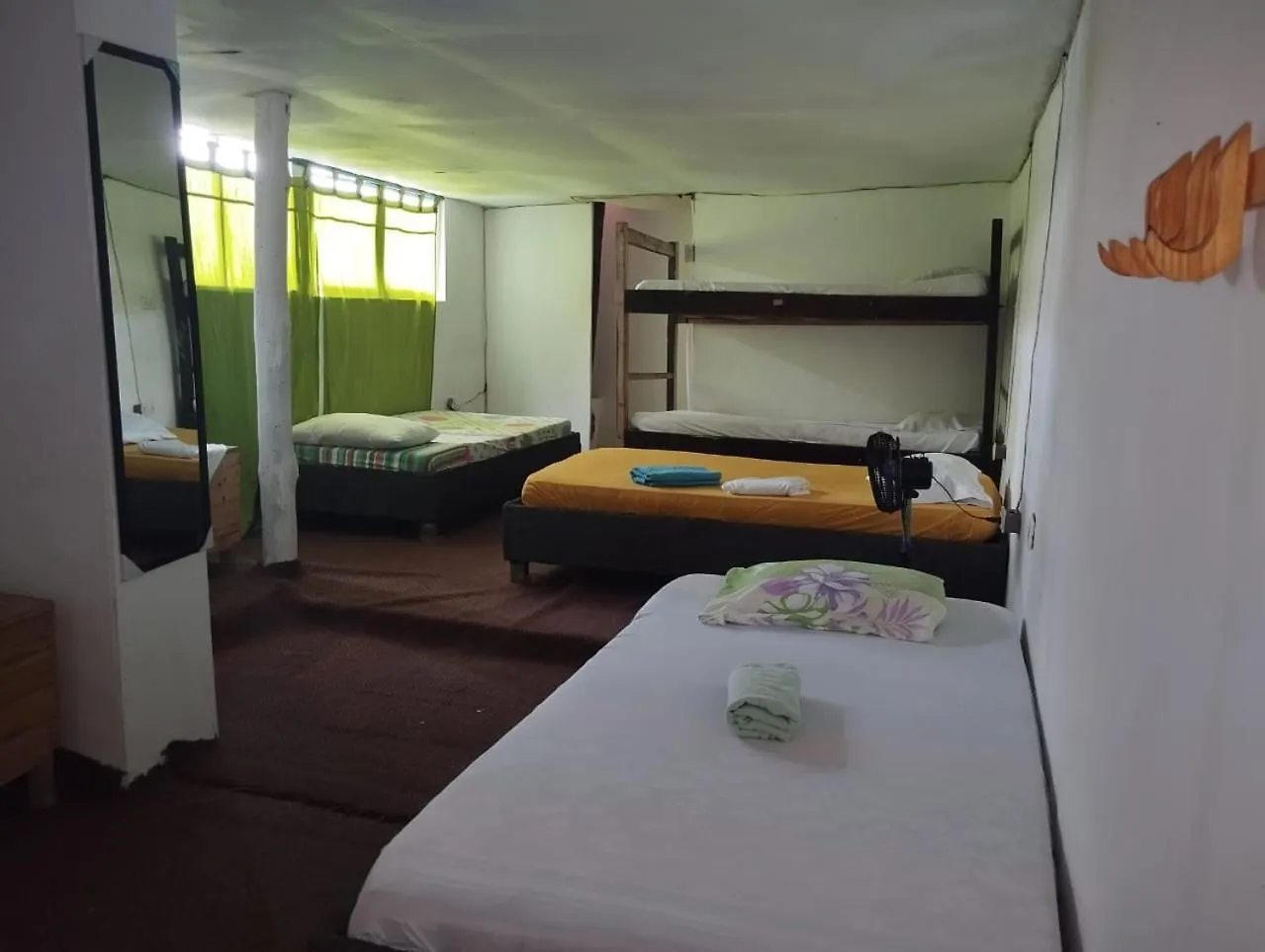 Afronautica Zulu Hostal Cano de Loro