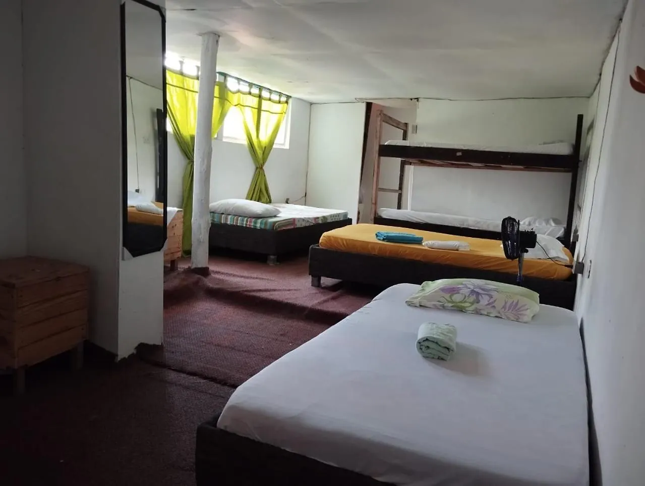 Afronautica Zulu Hostal Cano de Loro Konukevi