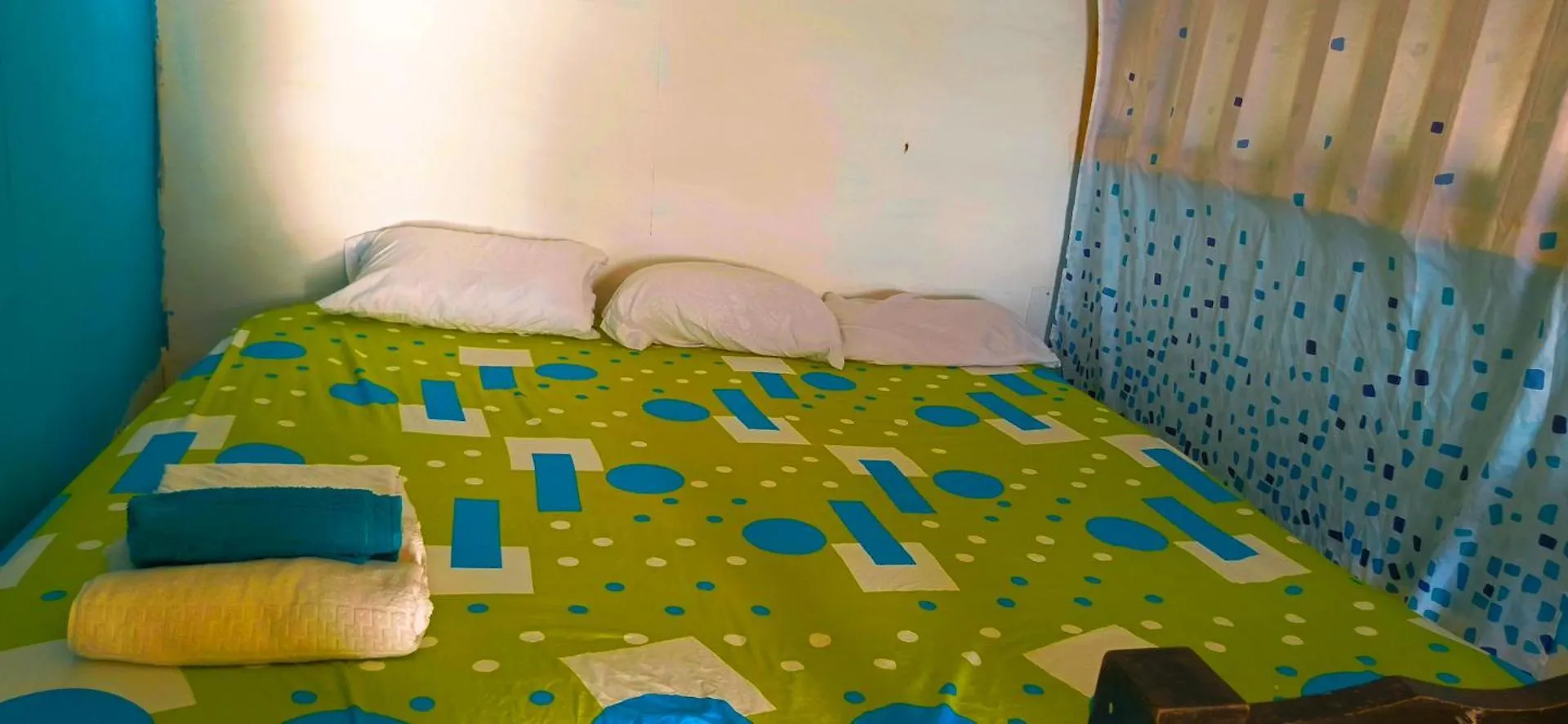 Afronautica Zulu Hostal Cano de Loro